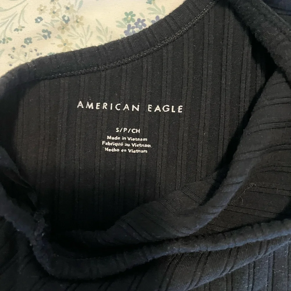 Black One-Shoulder Ribbed Top - Picture 3 of 3